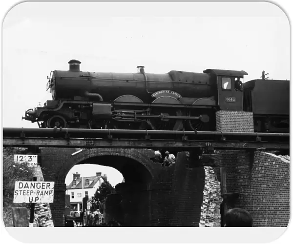 No 5042 Winchester Castle crossing Bruce Street bridges (during dismantling), Swindon, c1960