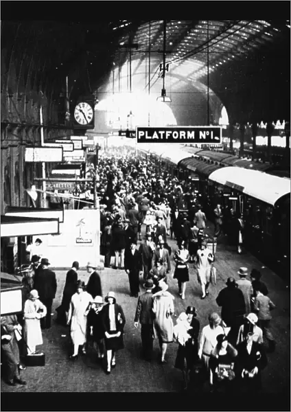 Platform 1 at Paddington Station, 1929