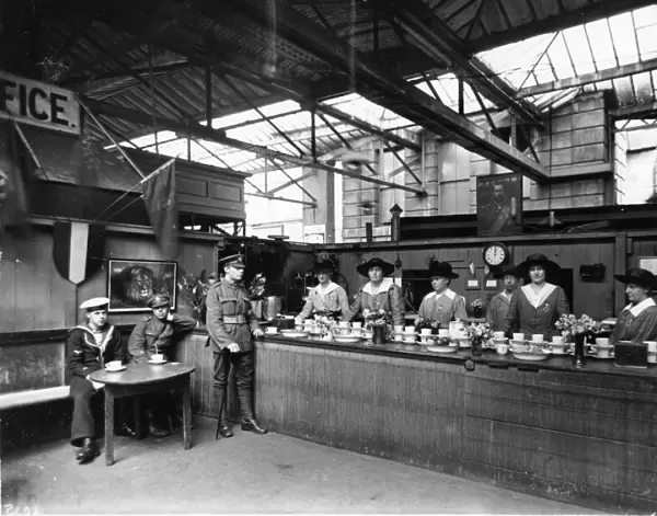 Soldiers and Sailors Buffet at Paddington Station, 1919