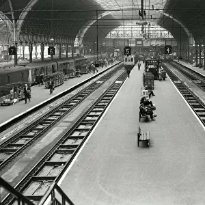 Paddington Station, Platforms 4 & 5, 1967