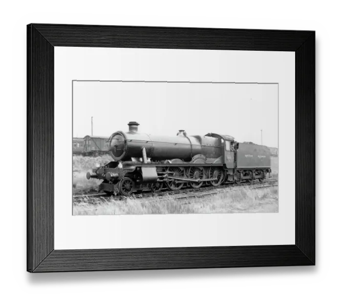 Framed Print : Hall Class locomotive, No. 6984, Owsden Hall Framed Print : Hall Class locomotive, No. 6984, Owsden Hall