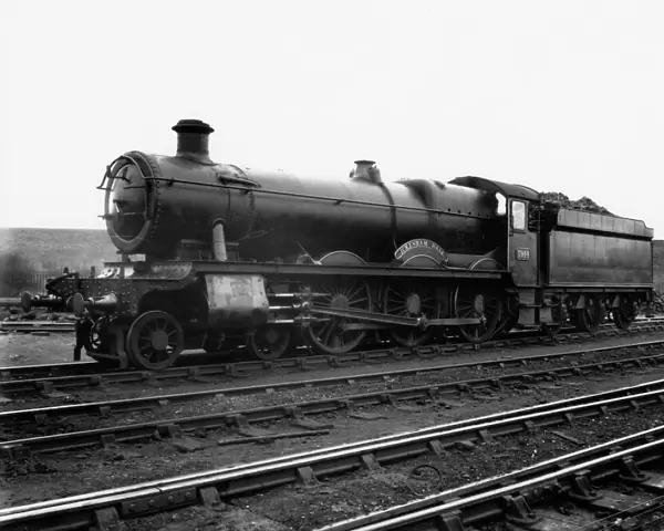 Hall Class locomotive No. 5944, Ickenham Hall