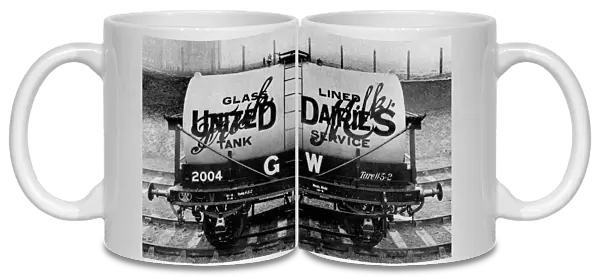 United Dairies Milk Tank, 1927