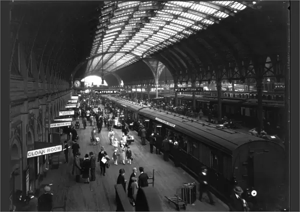 Paddington Station, Platform 1, c. 1920s