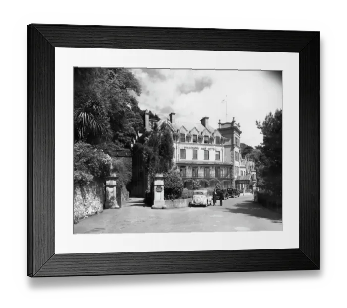 Framed Print : The Fishguard Bay Hotel, Goodwick, c1930s