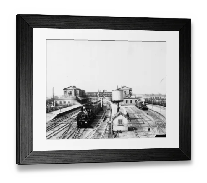Framed Print : View of Swindon Station, c. 1890s