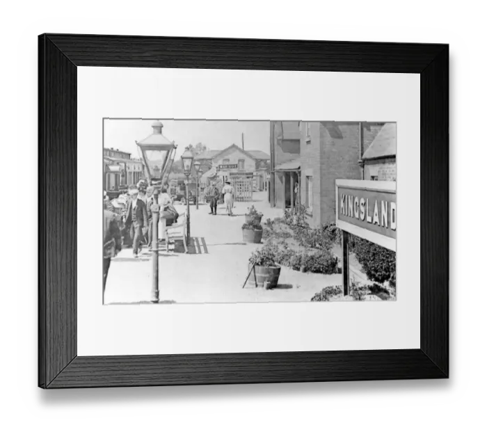 Framed Print : Kingsland Station, Herefordshire, c. 1910 Framed Print : Kingsland Station, Herefordshire, c. 1910
