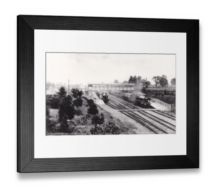 Framed Print : Badminton Station, Gloucestershire Framed Print : Badminton Station, Gloucestershire