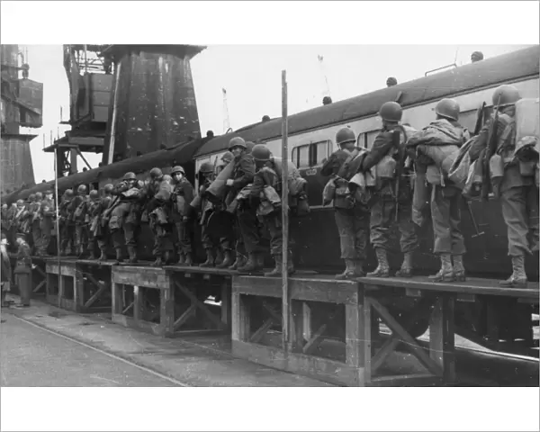American troops boarding a train at Swansea Docks, October 1943