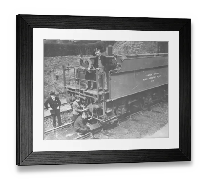Framed Print : GWR Weedkilling Train tender W82, 1938 Framed Print : GWR Weedkilling Train tender W82, 1938