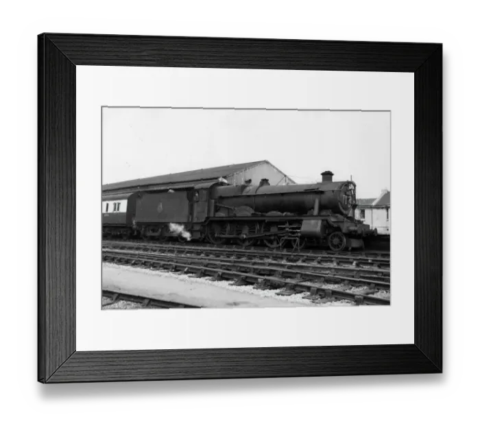 Framed Print : Modified Hall class, 4-6-0, No. 7903 Foremarke Hall at Bath Spa, 1960s