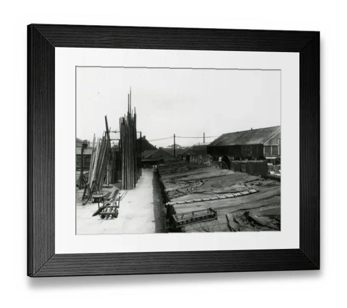 Framed Print : D Shop (Masons Yard)