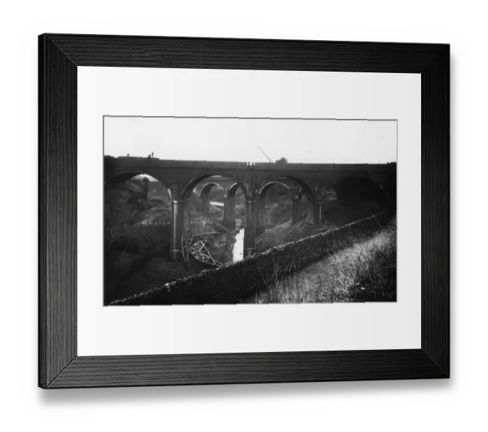Framed Print : Gwaun-cae-Gurwen viaducts, c. 1920s