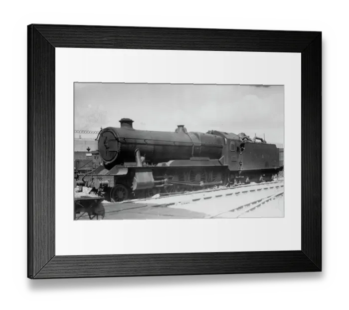 Framed Print : County Class locomotive, no. 1017, County of Hereford Framed Print : County Class locomotive, no. 1017, County of Hereford