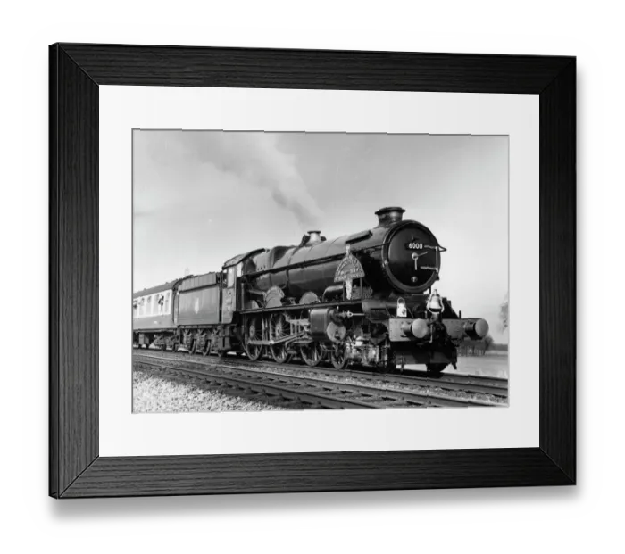 Framed Print : King George V with a Borough of Swindon headboard, 1974