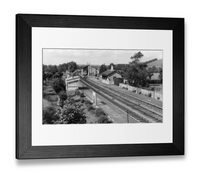 Framed Print : Heytesbury Station, Wiltshire Framed Print : Heytesbury Station, Wiltshire