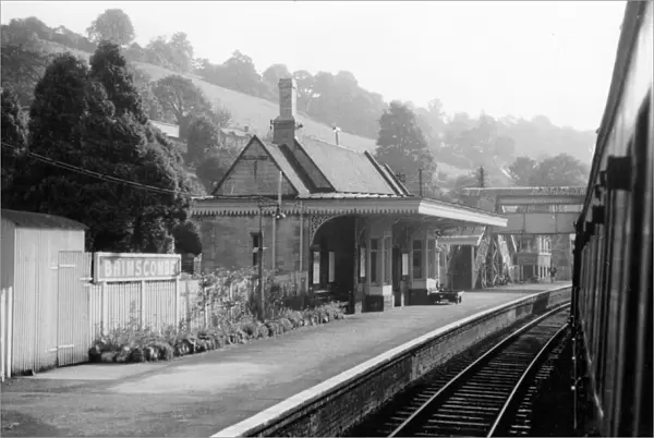 Brimscombe Station, Gloucestershire, 1954
