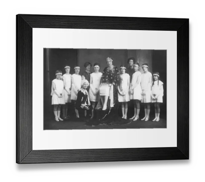 Framed Print : Railway Queen, Mabel Kitson, with her attendants 1927