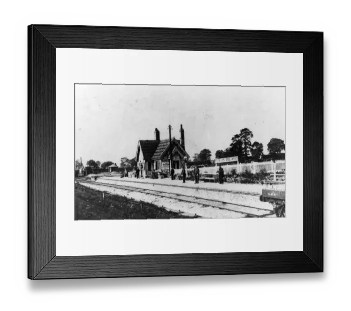 Framed Print : Stow-on-the-Wold Station, Gloucestershire, c. 1900 Framed Print : Stow-on-the-Wold Station, Gloucestershire, c. 1900