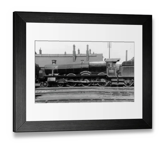 Framed Print : Hall class locomotive, No. 6969, Wraysbury Hall