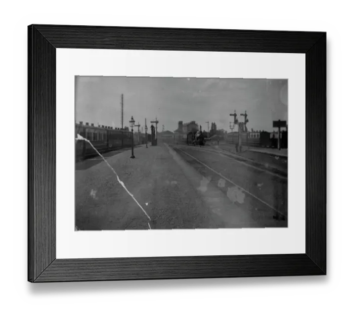 Framed Print : Didcot Station, Oxfordshire, 11th May 1896 Framed Print : Didcot Station, Oxfordshire, 11th May 1896