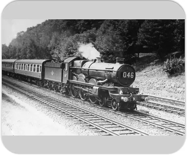 Castle Class locomotive, No. 5094, Tretower Castle at Sonning, c1950s