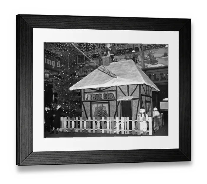 Framed Print : Christmas Grotto, Paddington Station, 1956 Framed Print : Christmas Grotto, Paddington Station, 1956