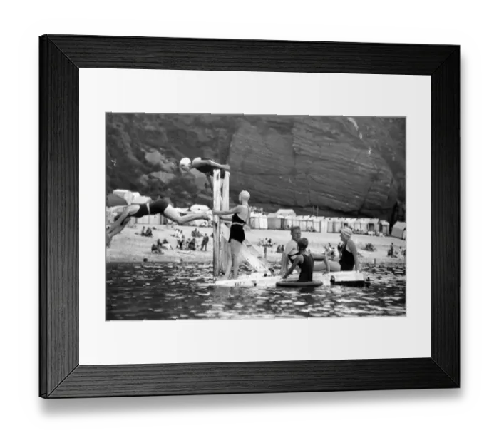 Framed Print : Oddicombe Beach, Devon, 1932 Framed Print : Oddicombe Beach, Devon, 1932