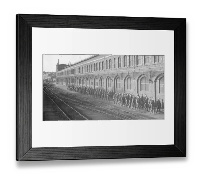 Framed Print : No 3 Company Swindon Battalion Home Guard, January 1941