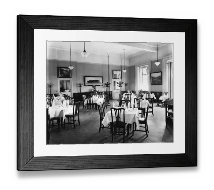 Framed Print : Swindon Junction Station Refreshment Room, 1929