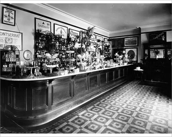 Reading Station Refreshment Room c. 1914