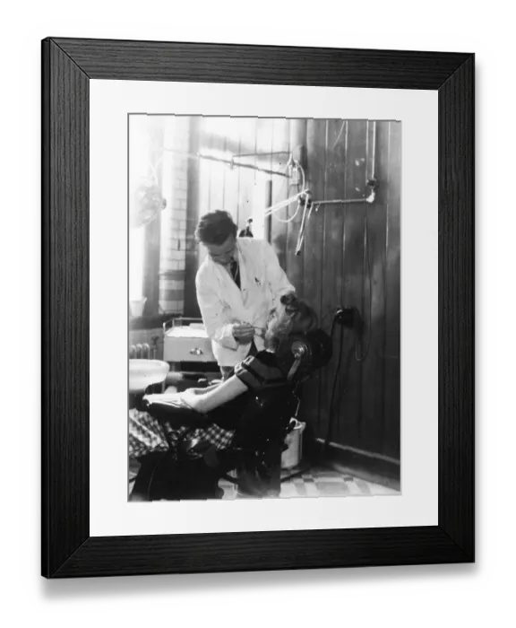 Framed Print : Swindon Medical Fund Society Dentist Framed Print : Swindon Medical Fund Society Dentist