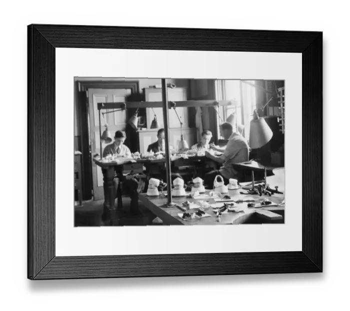 Framed Print : Swindon Medical Fund Society Dental Mechanics Room Framed Print : Swindon Medical Fund Society Dental Mechanics Room