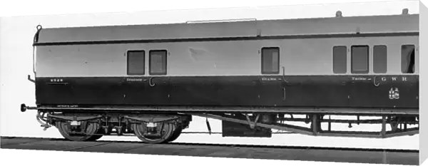 Passenger brake third carriage No. 5528