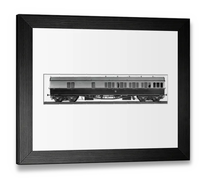 Framed Print : Passenger brake third carriage No. 5528 Framed Print : Passenger brake third carriage No. 5528