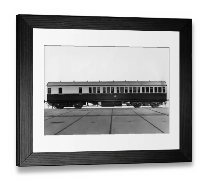 Framed Print : Brake Composite Carriage No. 6820 Framed Print : Brake Composite Carriage No. 6820