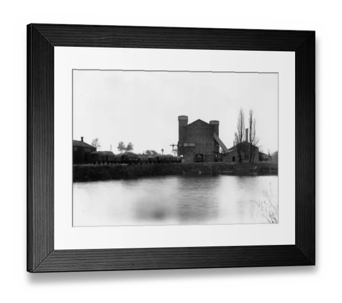 Framed Print : Provender Store, Didcot, April 1906 Framed Print : Provender Store, Didcot, April 1906