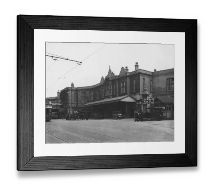 Framed Print : Bath Spa Station, Somerset, c. 1920 Framed Print : Bath Spa Station, Somerset, c. 1920