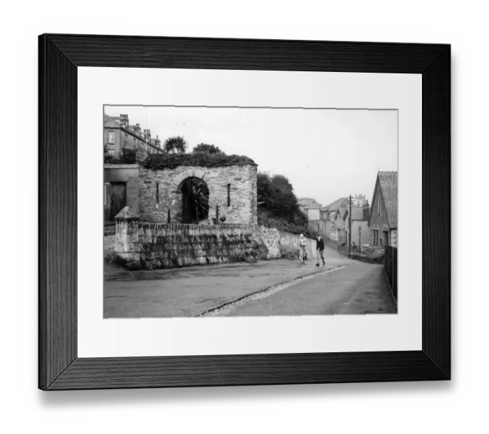 Framed Print : Falmouth - Restormel Gateway, September 1930 Framed Print : Falmouth - Restormel Gateway, September 1930