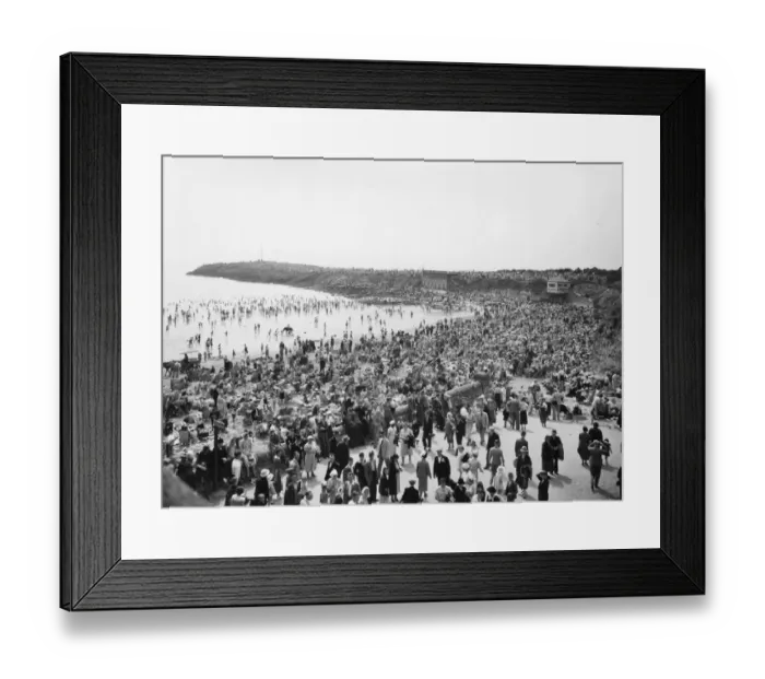 Framed Print : Barry Island, Wales, August 1938