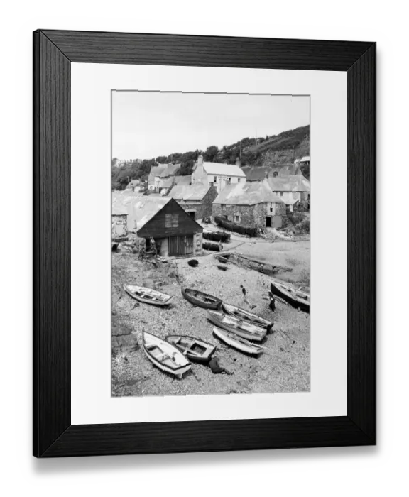 Framed Print : Cadgwith Beach, Cornwall, c. 1920s Framed Print : Cadgwith Beach, Cornwall, c. 1920s