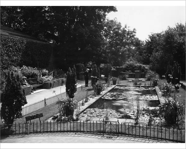 Sandford Park, Cheltenham, July 1939