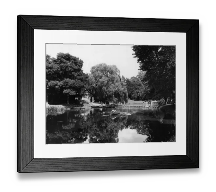 Framed Print : Pittville Park, Cheltenham, July 1939 Framed Print : Pittville Park, Cheltenham, July 1939