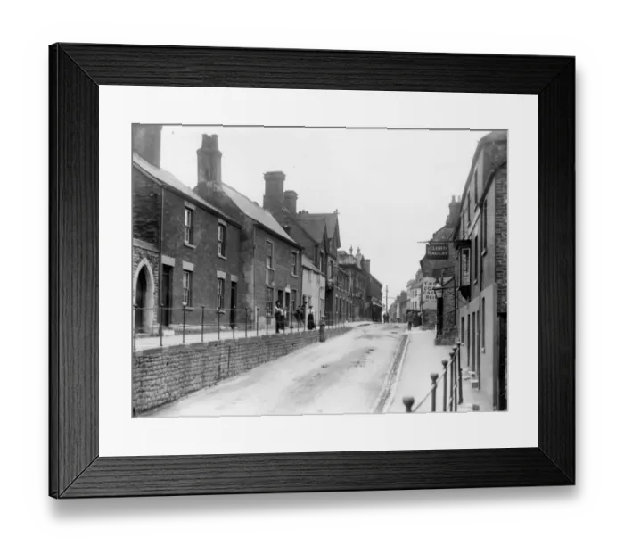 Framed Print : Cricklade Street, Swindon, c. 1900