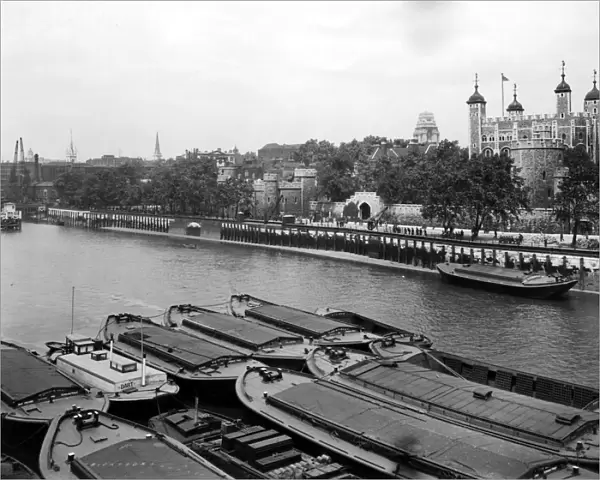 The Tower of London and Tower Wharf, June 1929