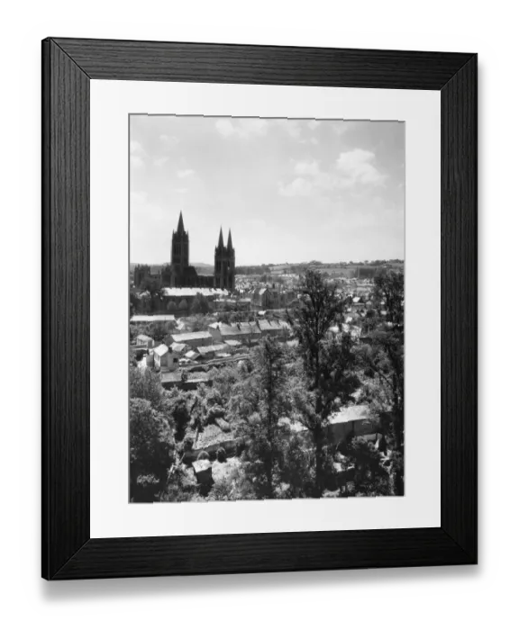 Framed Print : Truro, Cornwall, early 20th century Framed Print : Truro, Cornwall, early 20th century