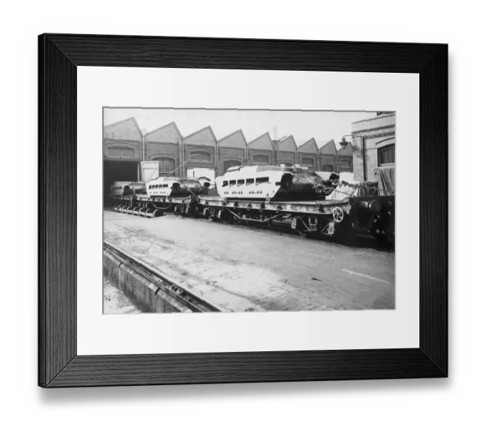 Framed Print : Matilda II tanks under construction at Swindon Work in 1941