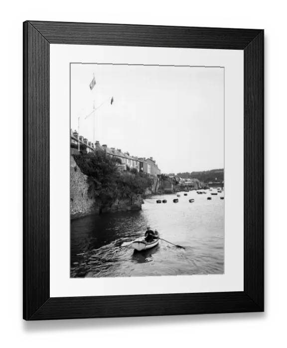 Framed Print : Fowey, Cornwall, c. 1930 Framed Print : Fowey, Cornwall, c. 1930