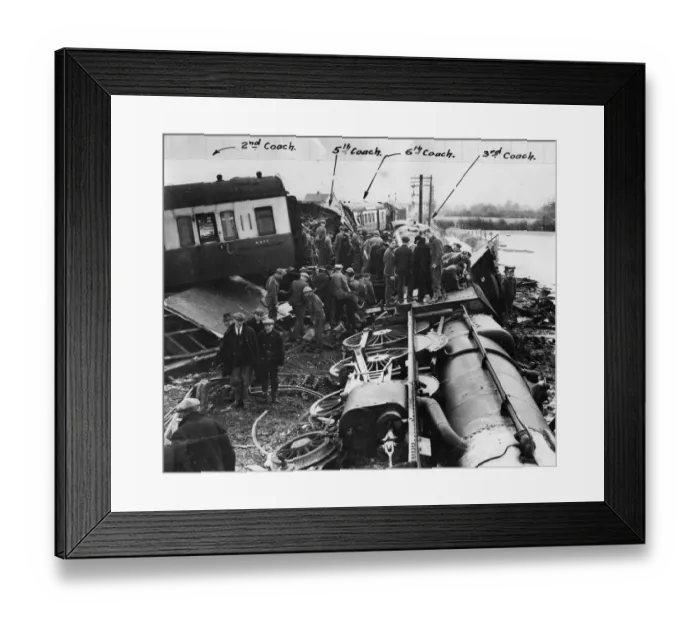 Framed Print : Norton Fitzwarren train crash, 1940