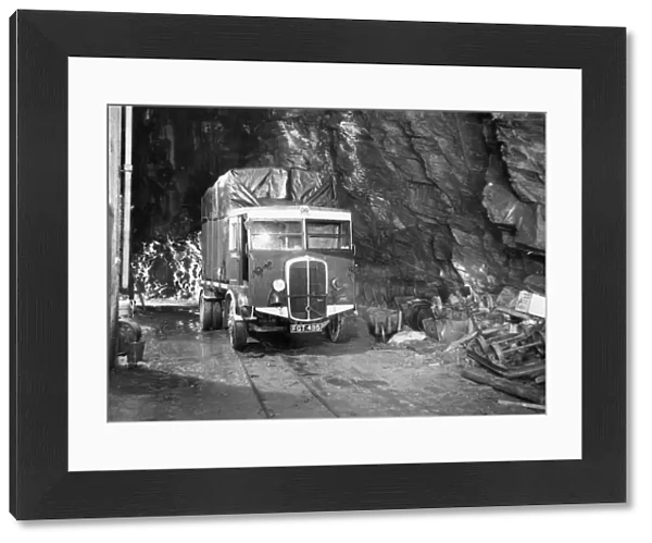 GWR lorry delivering paintings from the National Gallery to a slate mine in Wales in 1940